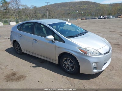 TOYOTA PRIUS 2010