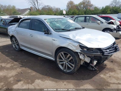 VOLKSWAGEN PASSAT 2017