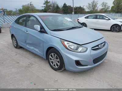 Hyundai Accent 2013