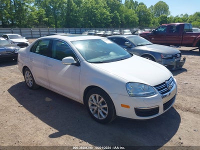 VOLKSWAGEN JETTA 2010
