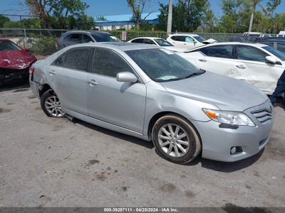 TOYOTA CAMRY 2010