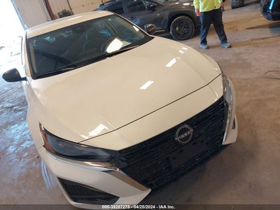 Nissan Altima 2024