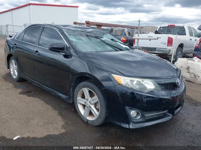 TOYOTA CAMRY 2013
