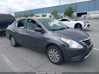 NISSAN VERSA 2015