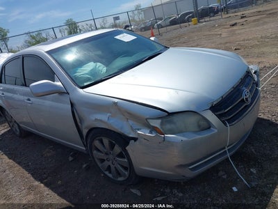 Toyota Avalon 2005