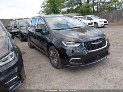 CHRYSLER PACIFICA HYBRID 2024