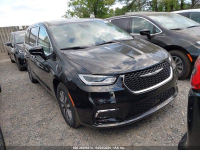 Chrysler Pacifica 2024