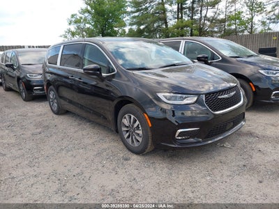 Chrysler Pacifica 2024