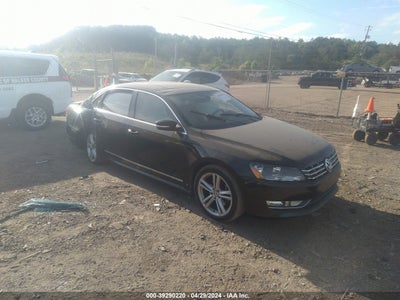 VOLKSWAGEN PASSAT 2013