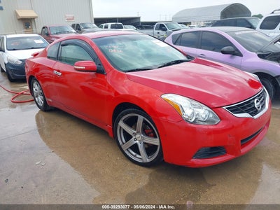 Nissan Altima 2010