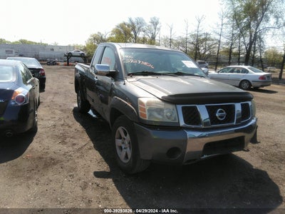 NISSAN TITAN 2004