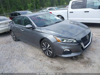 Nissan Altima 2022