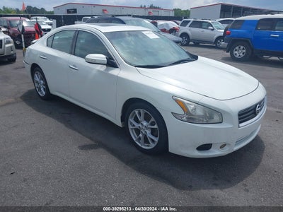 NISSAN MAXIMA 2014