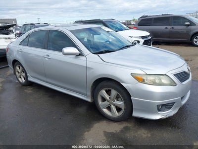 TOYOTA CAMRY 2011
