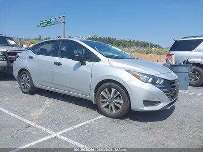 NISSAN VERSA 2024