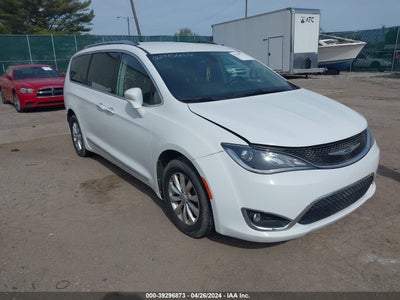 CHRYSLER PACIFICA 2018
