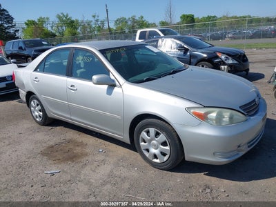 TOYOTA CAMRY 2004