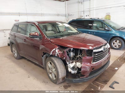 TOYOTA HIGHLANDER 2015