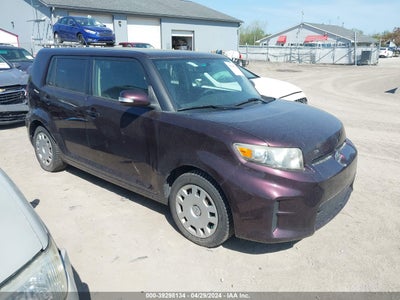 SCION XB 2012