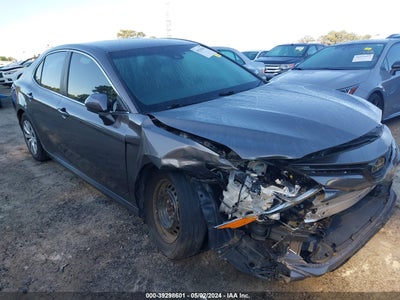 TOYOTA CAMRY 2018