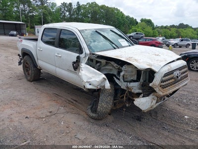 TOYOTA TACOMA 2017