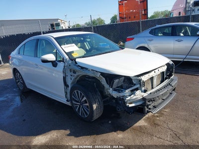 SUBARU LEGACY 2018