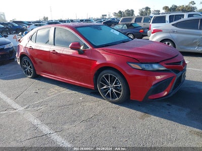 Toyota Camry 2021