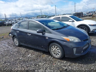 TOYOTA PRIUS PLUG-IN 2012
