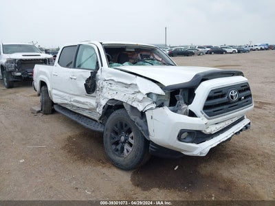 TOYOTA TACOMA 2017