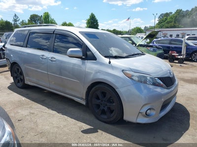 TOYOTA SIENNA 2012