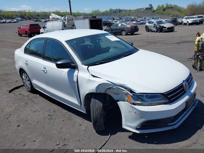 VOLKSWAGEN JETTA 2016