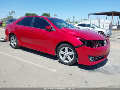 TOYOTA CAMRY 2012