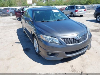 TOYOTA CAMRY 2011