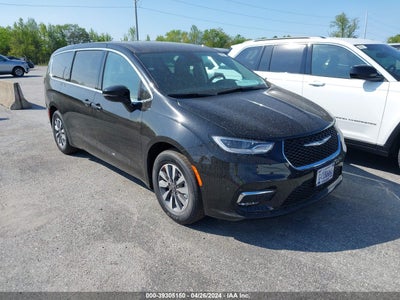Chrysler Pacifica 2024