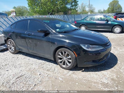 CHRYSLER 200 2015