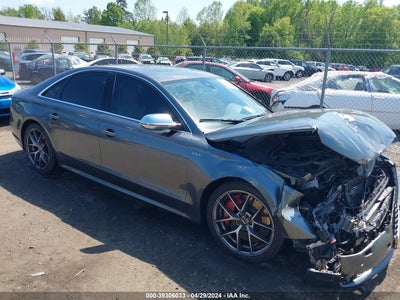 AUDI S8 2014