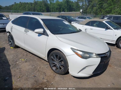 TOYOTA CAMRY 2015