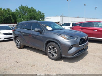 TOYOTA HIGHLANDER 2021