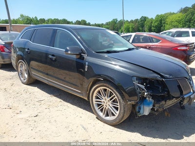 LINCOLN MKT 2015