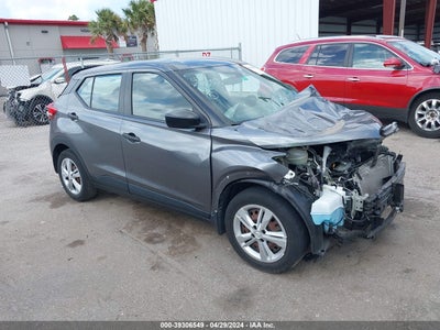 NISSAN KICKS 2020