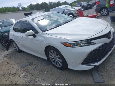 TOYOTA CAMRY 2018