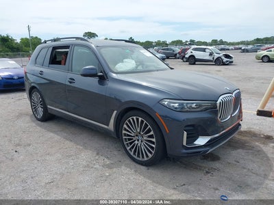 BMW X7 2022