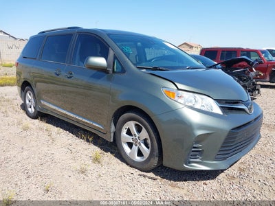 TOYOTA SIENNA 2020