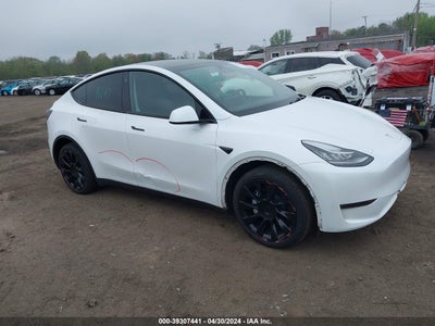 TESLA MODEL Y 2023