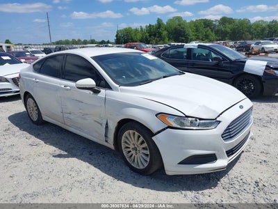 Ford Fusion Hybrid 2016