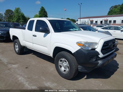 TOYOTA TACOMA 2018