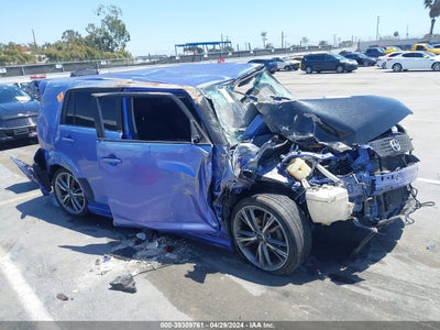 SCION XB 2010