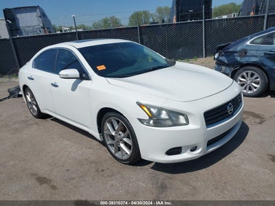 Nissan Maxima 2011