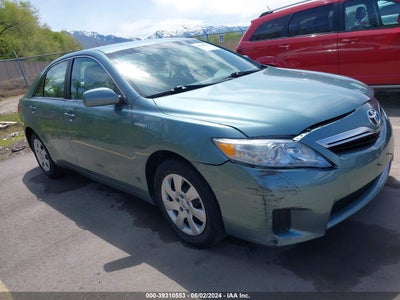 TOYOTA CAMRY HYBRID 2011