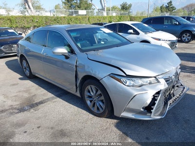 TOYOTA AVALON HYBRID 2020